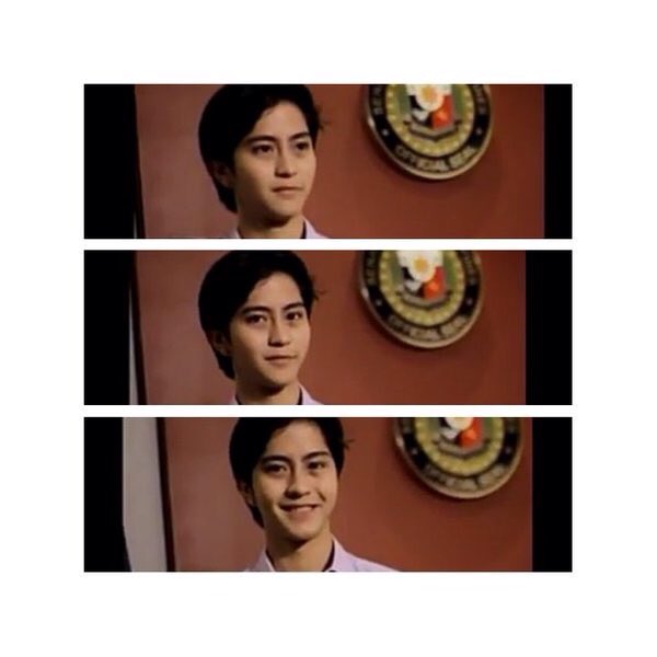 Pamskky's tweet photo. When Sandro😘 slowly looks at you.. Omfg oxygen please.. https://t.co/yu61ueHXFj