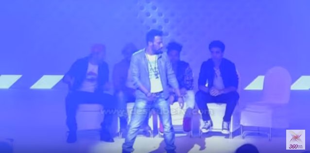 360dmspvtltd's tweet photo. #DharmeshYelande Does #RaghavJuyal's Dance Form: #SlowMotionDance Act-Best Dance Video
https://t.co/K6dIINej2S #DID https://t.co/rfkO1wrj5T