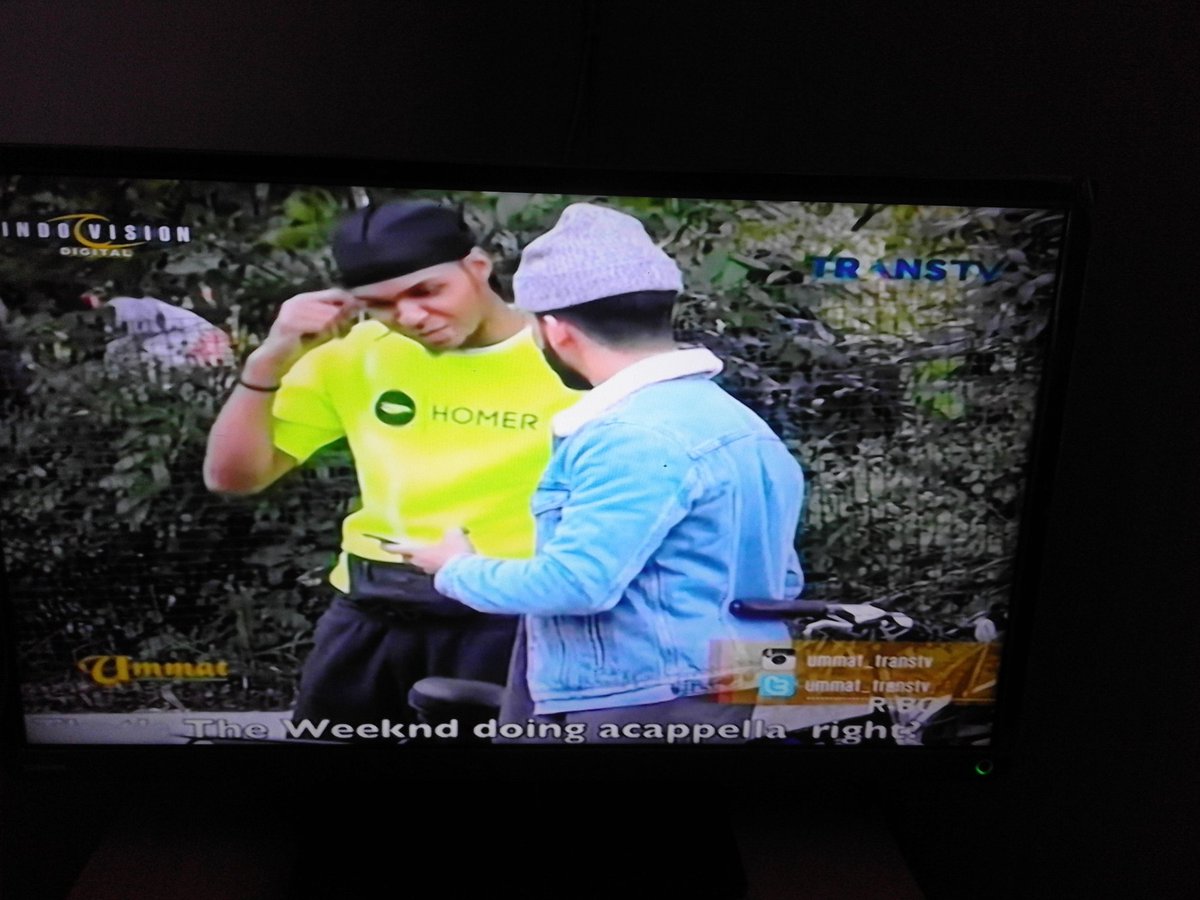 handsaniteezer's tweet photo. @omgAdamSaleh adam you're now on indonesian television (islam news)π im so proud of youππ #TrueStoryASA https://t.co/poBRBg9QAT