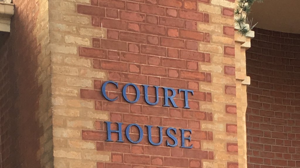 MartinPakula's tweet photo. Big day in Ararat. $490k for security upgrades at the Court House &amp; VRIF funding for @AraratTrots &amp; @araratturfclub https://t.co/feyxYHqD0p