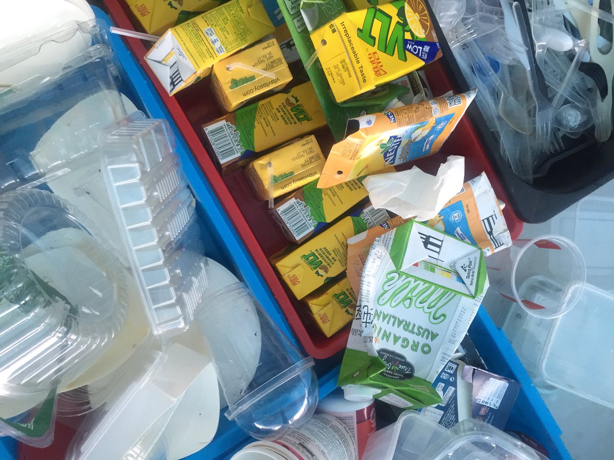 mssoxford's tweet photo. Rubbish? No - art supplies for the year 8 service day Tuesday! Reuse, recycle! #wis_hk #year8serviceday https://t.co/0iL5DPyVti