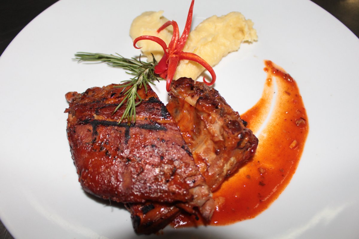 Welcoming weekend with our superb main course!