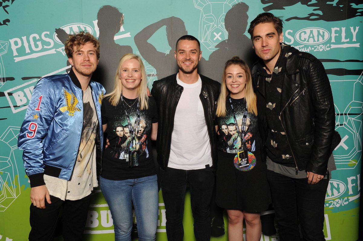 amybrittain13's tweet image. Where&apos;s the world that doesn&apos;t care? Maybe I could meet you there...