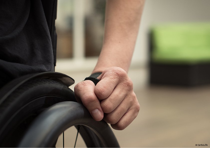 CarboLife1's tweet photo. We proudly present - our new pushrim for quadriplegics without triceps function - named QUADRO! https://t.co/OgI6ii8pHv