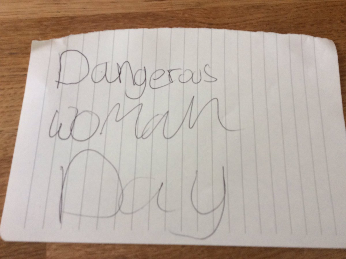 andNoMoreDoors's tweet image. @ArianaGrande MY 10 YEAR OLD BROTHER JUST WROTE THIS #supportivesiblings am I right?