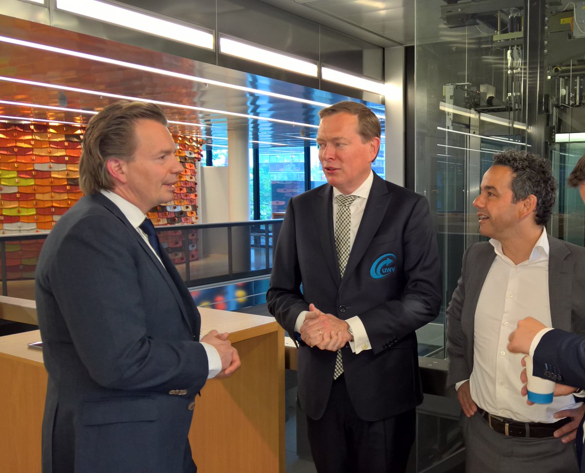 Vandaag 150 werkzoekenden ICT 'ers bij <a href="/microsoftnl/">Microsoft Nederland</a> #werkenbijmicrosoft #ICTwerkt met <a href="/Edwin_Hageman/">Edwin Hageman</a> <a href="/ArmandBloem/">Armand</a>