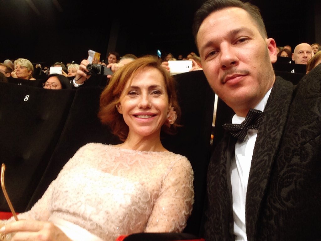 ja_muela's tweet photo. Emocionados en la Premiere de Julieta de #PedroAlmodovar en @Festival_Cannes y fiesta posterior. EXITAZO TOTAL https://t.co/HEyvDcvR0i