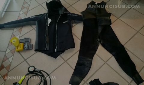 AnnunciSub's tweet photo. Vendo muta 5+5 Seac https://t.co/lspYy8Ezr5
#attrezzaturasub #scuba #subacquea #immersioni https://t.co/LIGu49VZTm