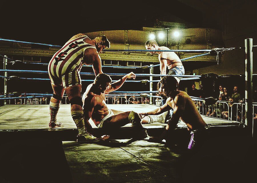 sixftfiiiiive's tweet photo. Down but not out... #TeamMCW photo by @CLP_Designs https://t.co/ExAi0NcxzJ