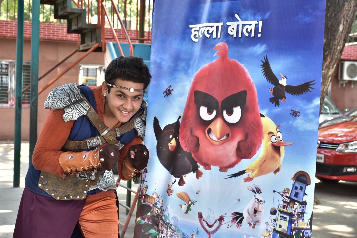 sabtv's tweet photo. Are you having a #FabulousFriday? #Baalveer @devjoshi10 https://t.co/HWFmP98908