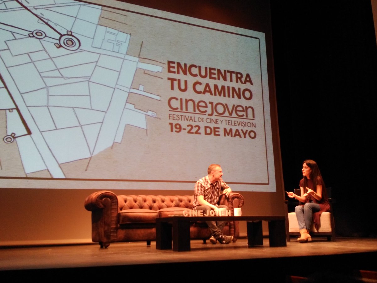 Eissel7's tweet photo. Genial esta charla sobre animación con @malaminos5 #CineJoven6 https://t.co/j5vCmrS6CN