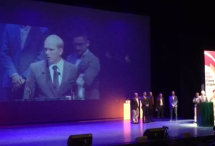 Fran de Paula tweet media