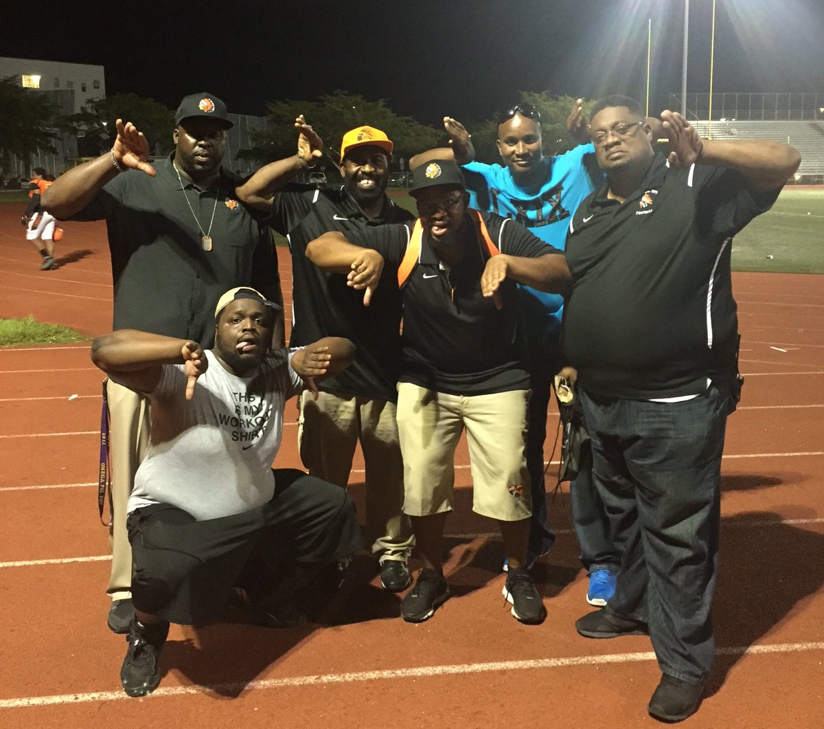 NU ZETA BRUHZ <a href="/DamonCogdell/">Damon Cogdell</a> <a href="/J_TAYLOR94/">Josh Taylor</a> <a href="/Spud_DE11/">Bushido Brown 🇭🇹🇭🇹</a> and the Carol City High Bruhz after a 31-2 W over South Dade
