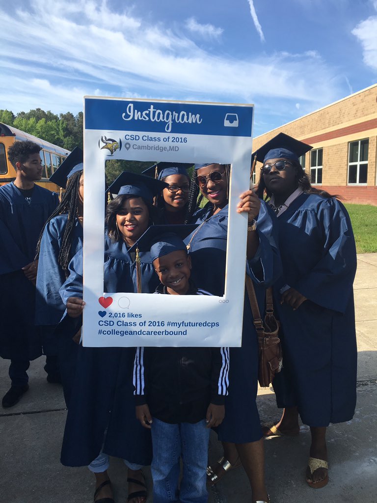 Counselors_2013's tweet photo. 2016 DCPS GRADS with a CES DCPS 2026 GRAD! #CSDHS2016GRAD @Eduk8n @JBell_RAB @MdPublicSchools https://t.co/6u4Np4P9EC