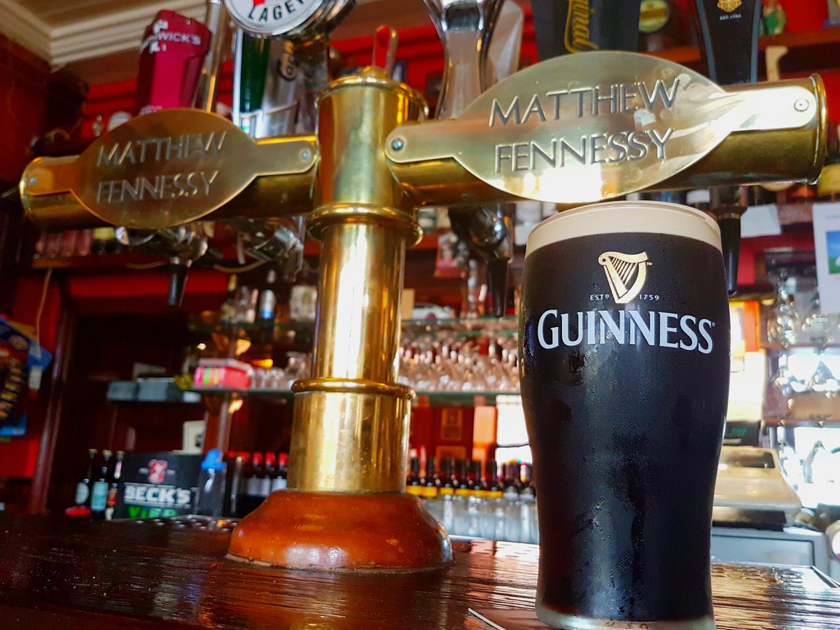 MrEricJHoffman's tweet photo. Finally got our pint of #Guinness at Fennessy's. #Travel #Beer #Ireland #LimerickPrintmakers ##Limerick https://t.co/0jUYJKPQ5Z