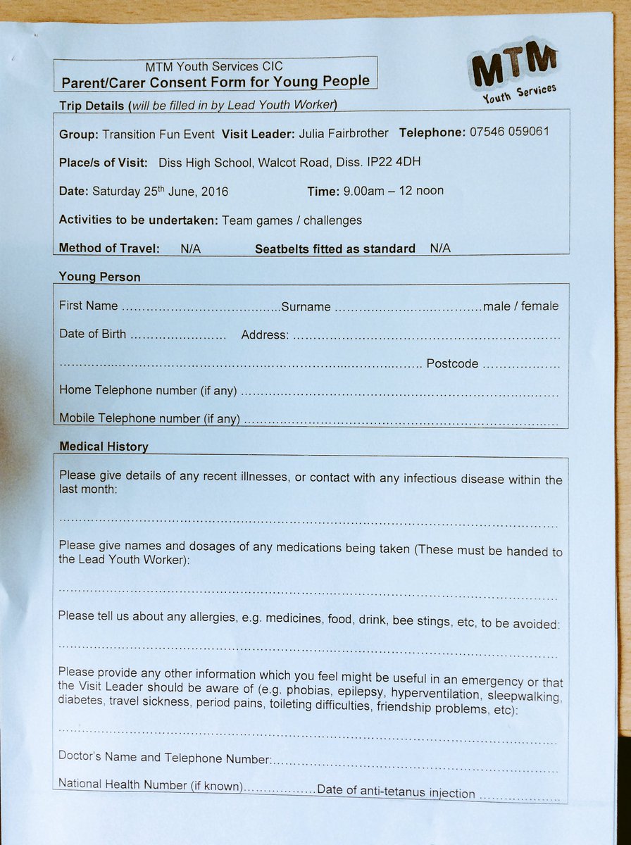 Roydon_Primary's tweet photo. To all Y6 -Have you handed in this pale blue form from the High School in to our office yet? 23/5/16 at the latest! https://t.co/wdF67vpKuY