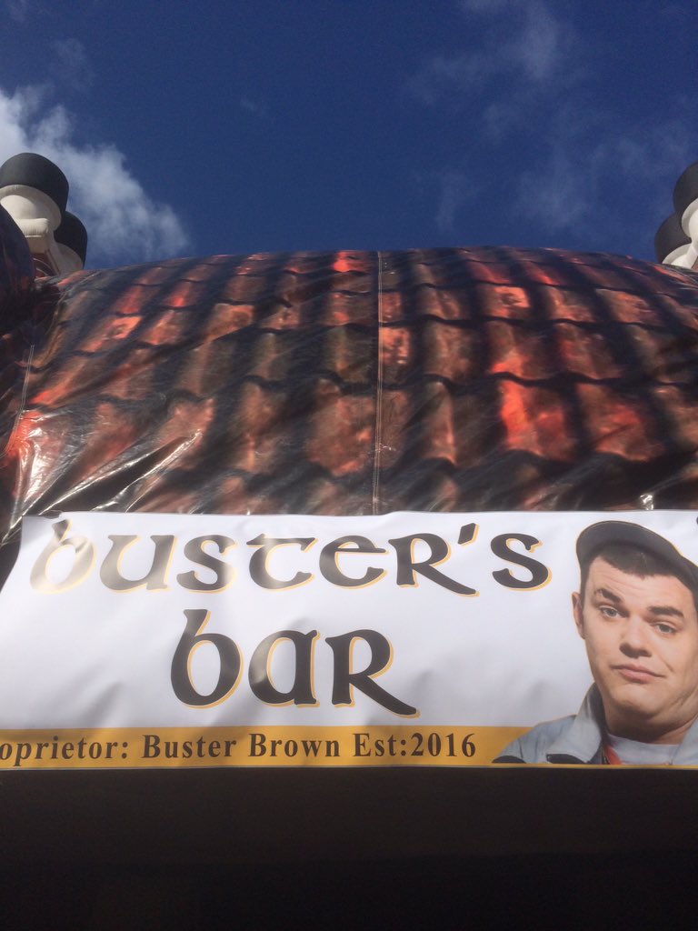 popuppubs's tweet photo. Blue skies for #BustersBar @Rosapenna1893 @BbMrsbrownsboys @GKEvents https://t.co/AFyDggmYdo