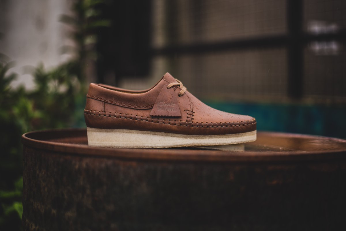 clarks weaver tan leather