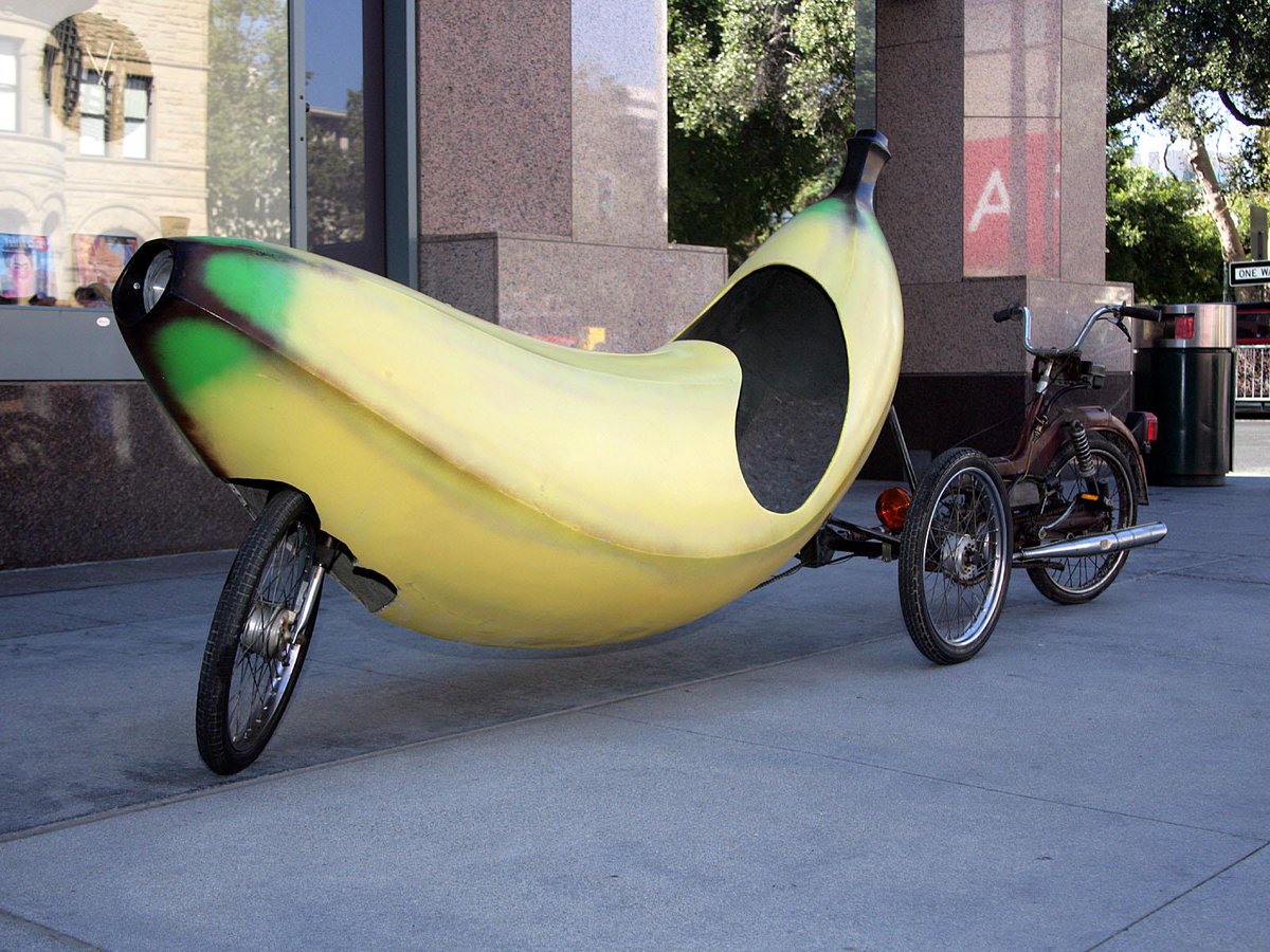 ContactDVLA's tweet photo. Happy #FunCarFriday and we hope you go #Bananas this weekend! https://t.co/BTHfctj85l