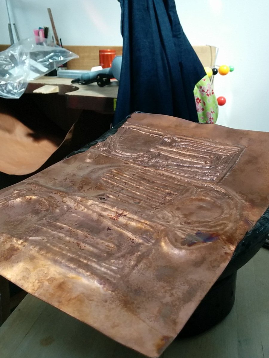 The joys of working in a new studio 😃 <a href="/manystudios/">Many Studios</a>