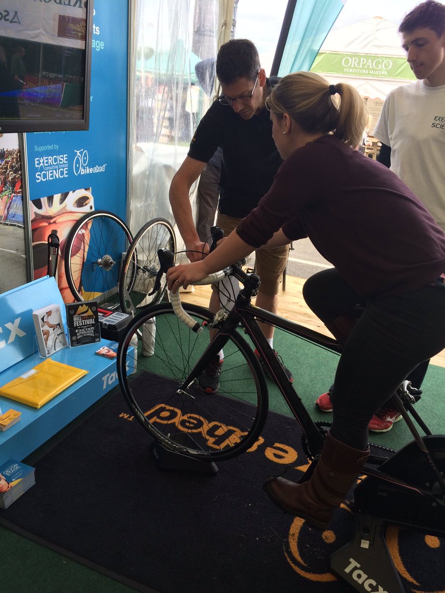 KL_ActiveDevon's tweet image. Our very own @HannahColston taking the bike challenge @DevonCountyShow with @DevonCC @activedevon #minivictory 🚴🏽😅