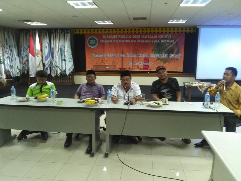 abangboim's tweet photo. Diskusi Publik "Dies Natalis  16 tahun Forum Komunikasi Mahasiswa Betawi @ppfkmb https://t.co/vAL73FHK0h