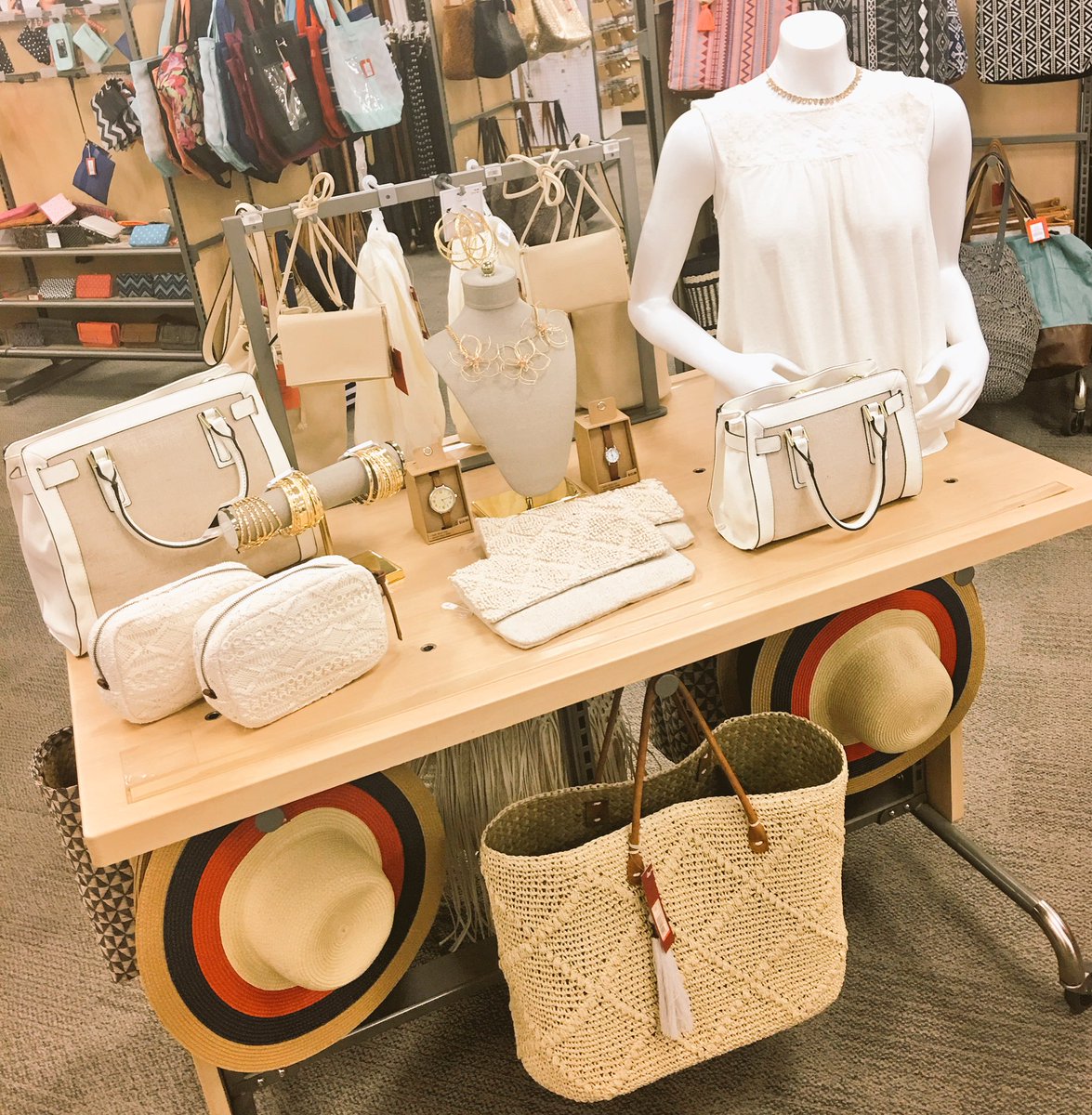 iCreate4Target's tweet photo. Accessories table set &amp; ready for the weekend at #T1136 #icreate4target #targetstyle #vmtl https://t.co/1TD70ezE7N