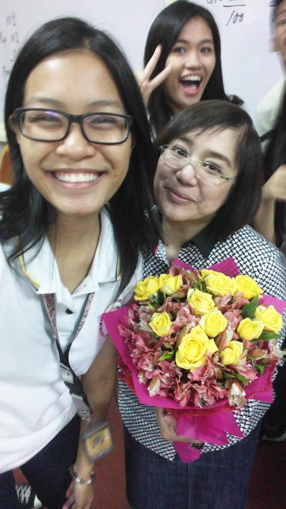winallayne's tweet photo. Last class with the most amazing prof #ECOisthedynamite #2E1 ❤❤❤ https://t.co/tdlwkqYj4x