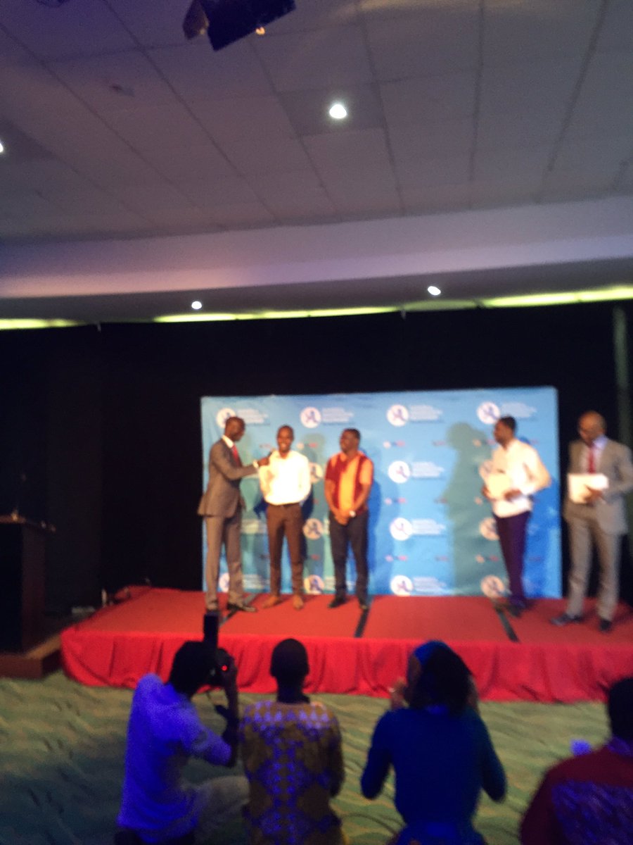 MJohnst38's tweet photo. we just had a #steveharvey moment at #MWFcon16 Pitch Festival @SteveHarveyFM https://t.co/7Jbm3anhVS
