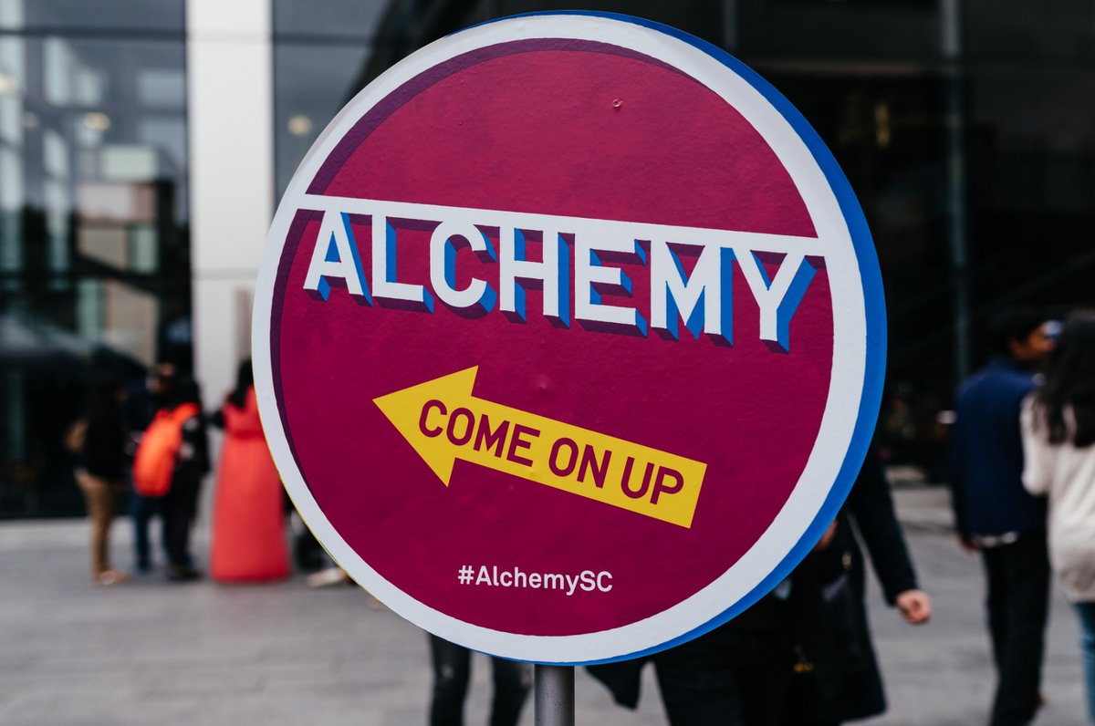KERB_'s tweet image. 🍕Ditch the margheritas🍕 head to #KERBdoesAlchemy on Southbank for garlic coriander pesto and spiced pork pizza naans