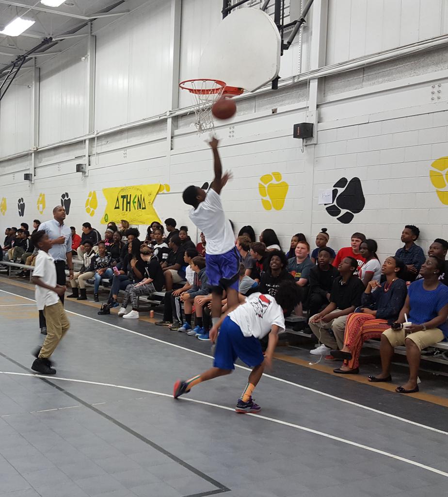 kathyfthompson's tweet photo. 8th graders &amp; tchr @ritabuschbacher host 3on3 tournament to raise $ for @Food2Kids @FoodBankNEGA #servicelearning https://t.co/9498LdOAx8
