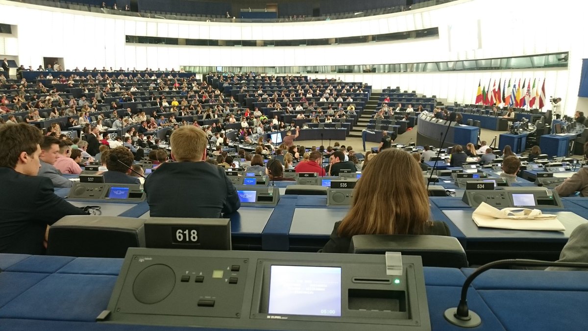 johbergunder's tweet photo. Great ideas against youth-unemployment ;-) #EYE2016 https://t.co/us2e6vI7rD