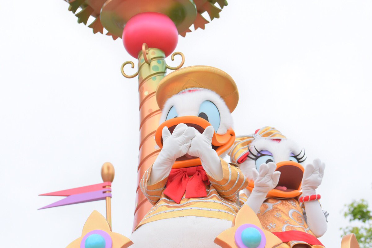 memechaaaaaa's tweet image. 気づかなかったけどドナちゃんと一緒にデイジーも投げちゅしてたんだね💋💓