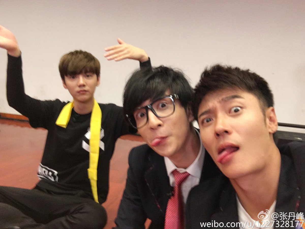 LUHANUNIONINA's tweet photo. 160520 Zhang Danfeng weibo update bersama #Luhan dan member Off To School S2 ❤

Yo! https://t.co/iUsa5LPqTH