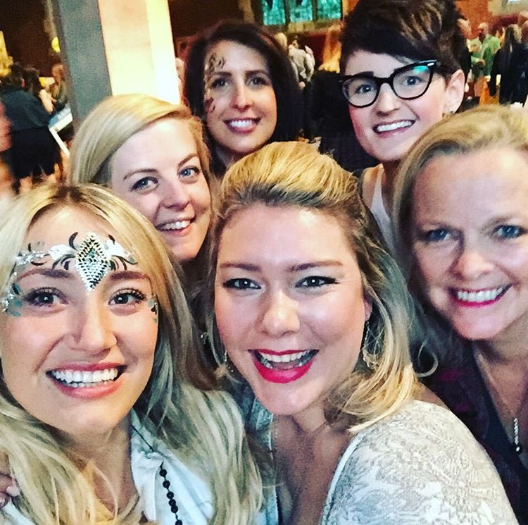 AddictiveDau's tweet photo. The sparkling @HayHouseUK girls having fun our The #InnerFix launch party🌟 #getaddictedtothegoodstuff https://t.co/RYxqEonrrq