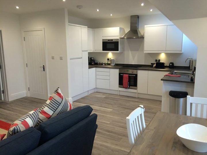 Welcome to #Lytham #StAnnes 5* beach apartments. Grab one for the heatwave next week ☀️☀️☀️ 
goo.gl/RpsnWk