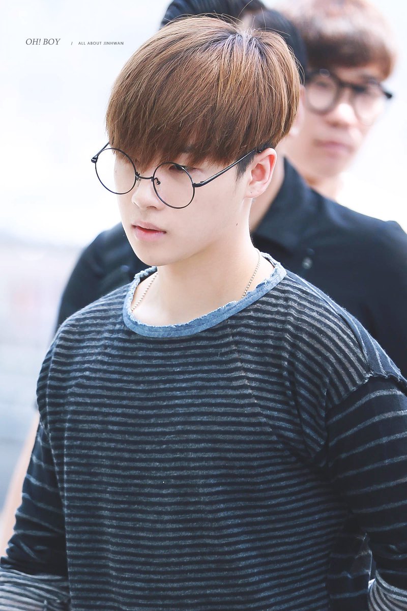 ohboy_27's tweet photo. 160521 ICN 출국✈️
#진환 #JINHWAN #아이콘 #iKON

https://t.co/Mtye1ESjQF
https://t.co/Jt0NNz4wVM

✨경축✨ 뿌리포터 오신날 https://t.co/it2WMRLap7
