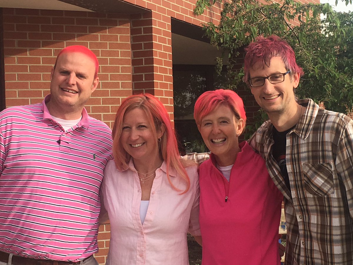 HTEbuckeye's tweet photo. Pink out! @HoffmanTrailsEl https://t.co/1D3v7VWwaI