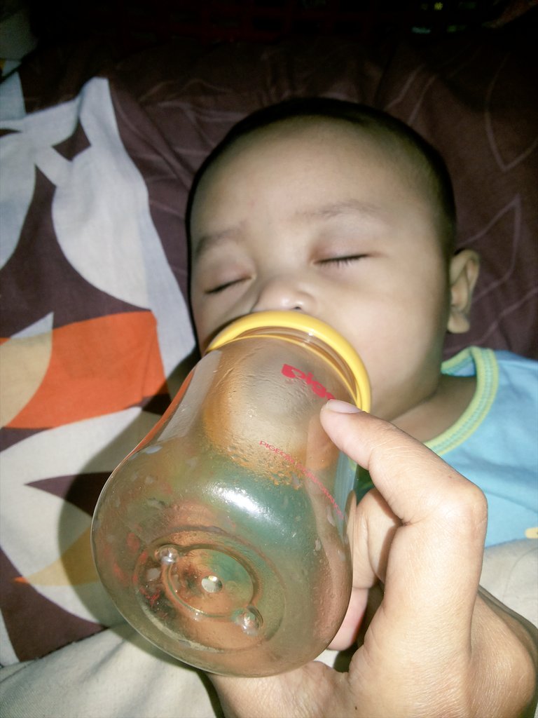anisFarim's tweet photo. Already sleeping... Gd nite.. ~~~ :) https://t.co/1YHyZuIvNd