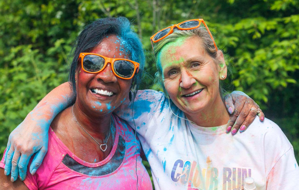 andrewrank2's tweet photo. Great time al last Sundays Colour Run in Danson Park in aid of (https://t.co/d8yTaWvffl lots of colour, mess and fun https://t.co/pbYPHeppsJ
