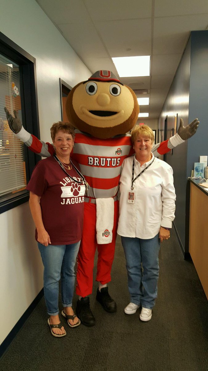 LibertyJaguars's tweet photo. Brutus visits @LibertyJaguars this morning! @Newark_Schools https://t.co/d7gEjvf54e
