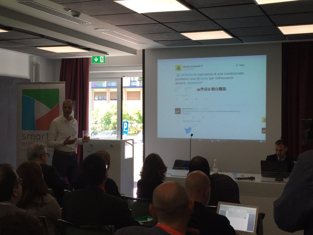 getchorally's tweet photo. Ezio delli Rocili from @SopraSteria showing best and worst cases of social #crm at #smarterengagement https://t.co/9cgZgMvp72