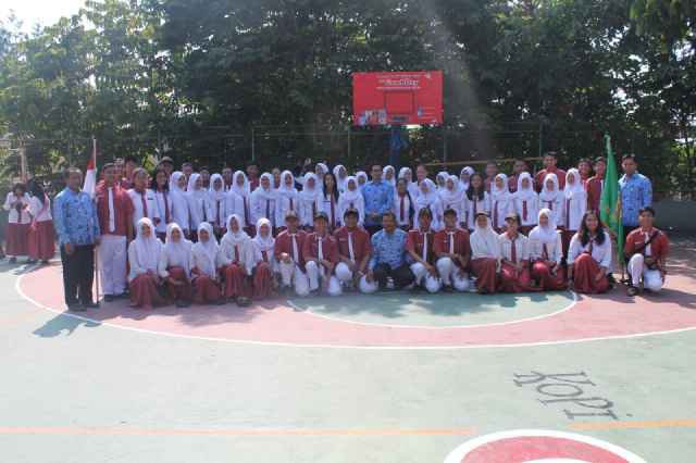 Selamat malan gaes ini kami OSIS 19 Tetap makaryo gaesss
#osis19
#SMAN2BATU
#HariKebangkitanNasional