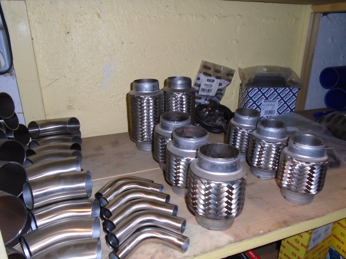 PowermaxEngine's tweet image. stainless steel bends 1 1/2"..2"..  2 1/2"..3" Also all 4 sizes in straight supplied