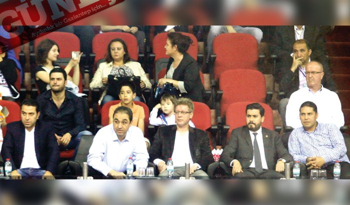 BAŞKAN İBRAHiM AY’DA DESTEK VERDi
gaziantepgunes.com/53844/BA%C5%9E…

<a href="/Tanernak/">Taner Nakiboglu</a> - <a href="/iBRAHiMAY_/">İbrahim Ay 🇹🇷</a> - <a href="/mkarayilan27/">MANİSA TARIM VE ORMAN İL MÜDÜRÜ</a>