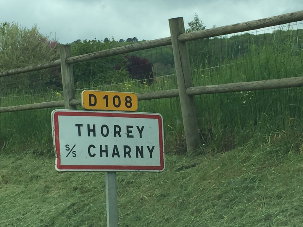 alainhoupert's tweet photo. Rencontre avec les maires de haute #Côte-d'Or #Thorrey-sous-Charny https://t.co/RP2uGPglip