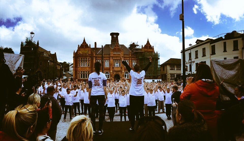 Amazing to see 500 children from merthyr's schools performing in the Big Dance this afternoon! #possibartsproject