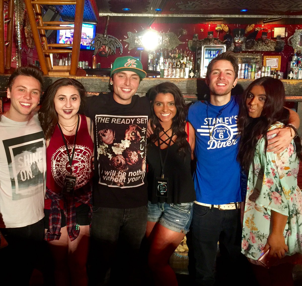 mariamoscato01's tweet photo. Thanks for the awesome night!! You guys killed it🤘🏻#HOBChicago #WUTour #Emblem3 @KeatonStromberg @EmblemThree https://t.co/ETvPrafvBn