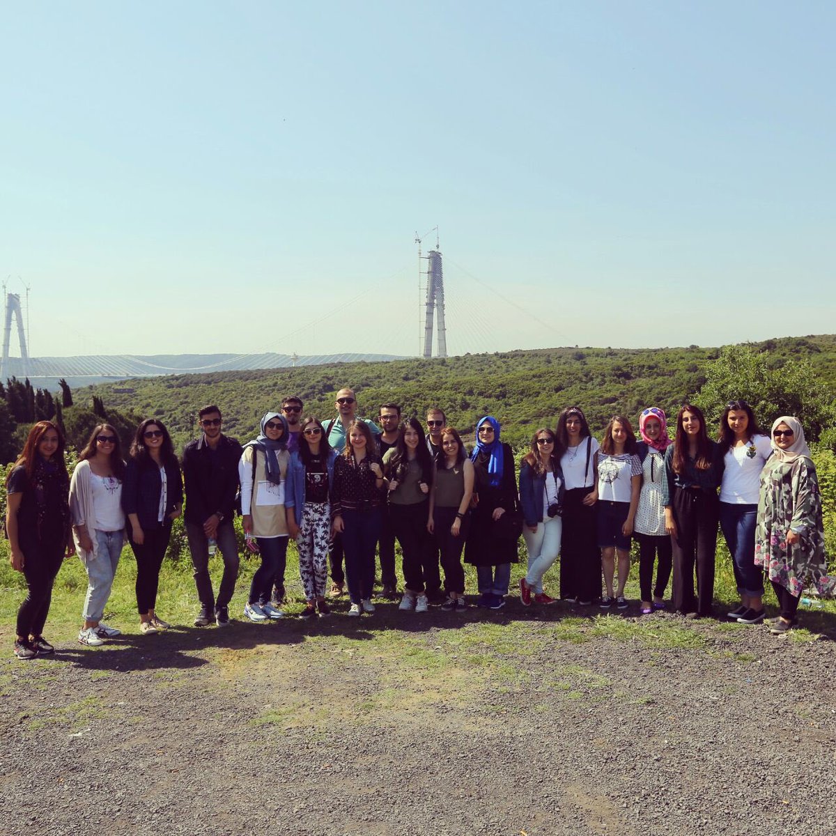 Bir yılın daha sonuna geldik...  Bizleri hiçbir zaman yalnız bırakmayan tüm arkadaşlarımıza teşekkür ederiz.
