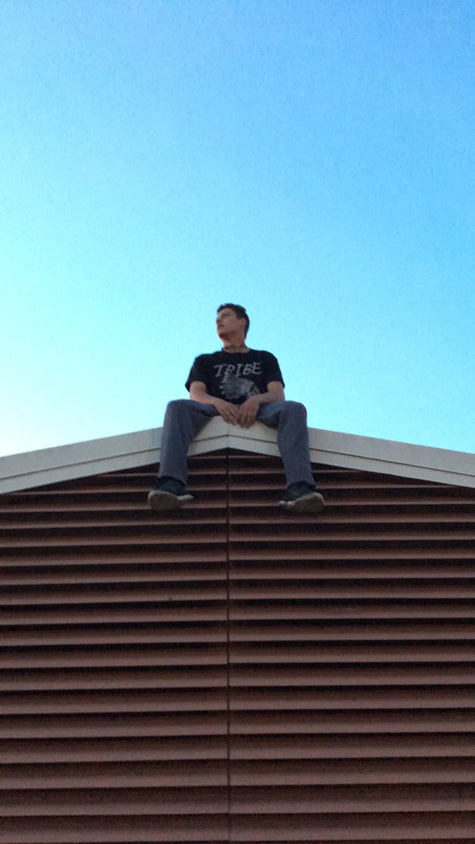 booooorady's tweet photo. #ViewsFromThe16 https://t.co/EKRDCoJtJy